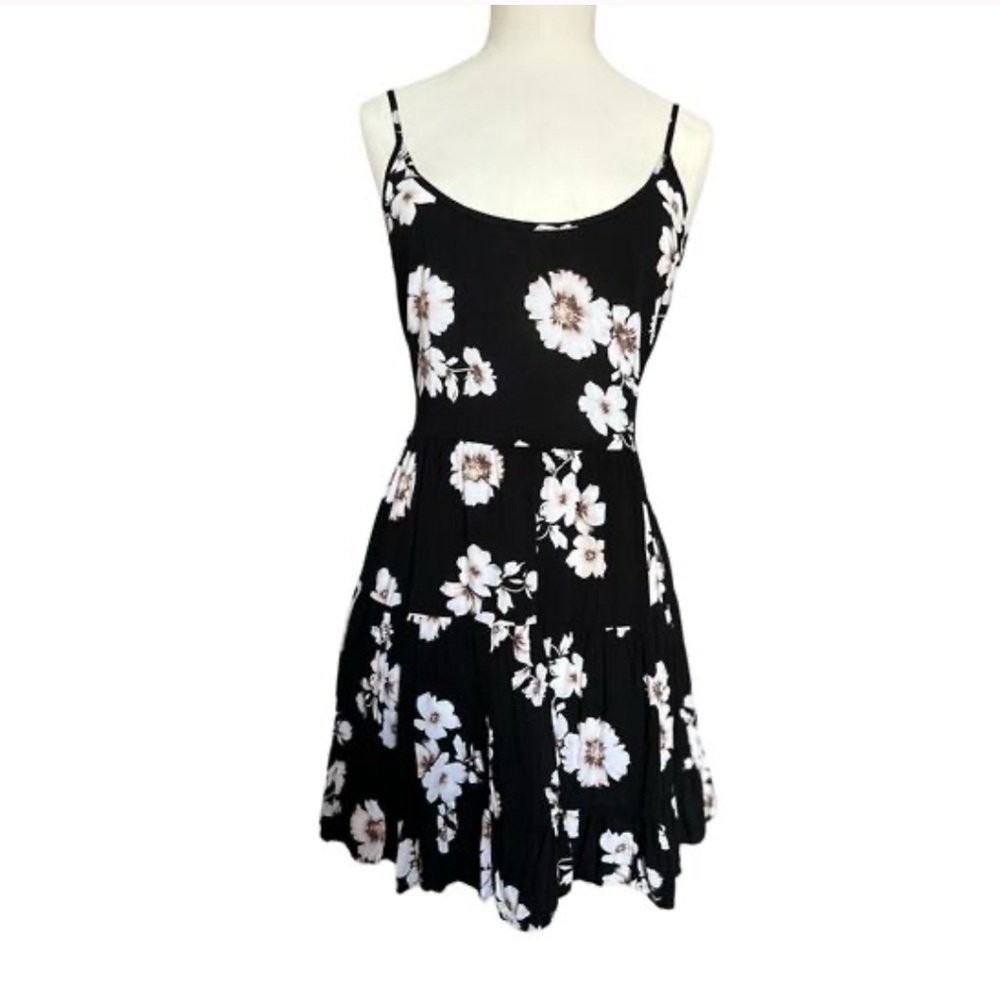 NWOT Brandy Melville Jada dress O/S